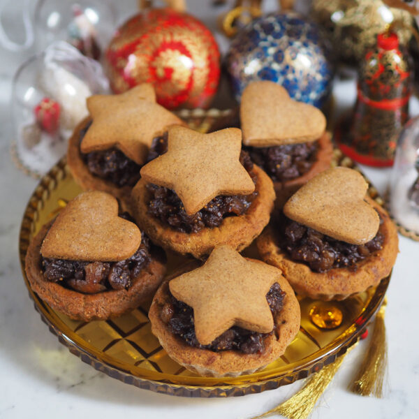 FM P6 - Christmas Gingerbread Fruit Mince Pies